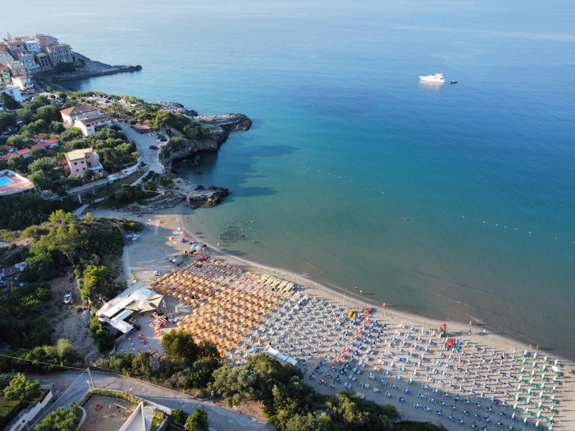 La Dimora Sul Mare Bed & Breakfast Marina di Camerota Bagian luar foto